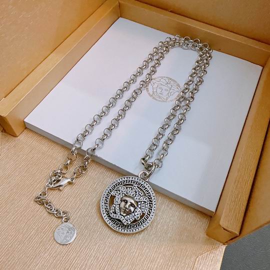 Versace necklace 11lyh73